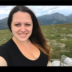 Meet your Posher, Ashley